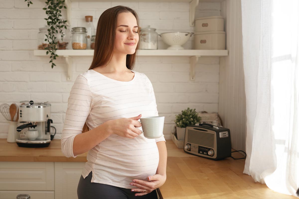 Сколько можно пить кофе во время беременности?
