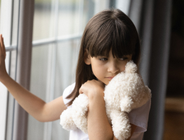 Детские психологические травмы: причины, виды, последствия